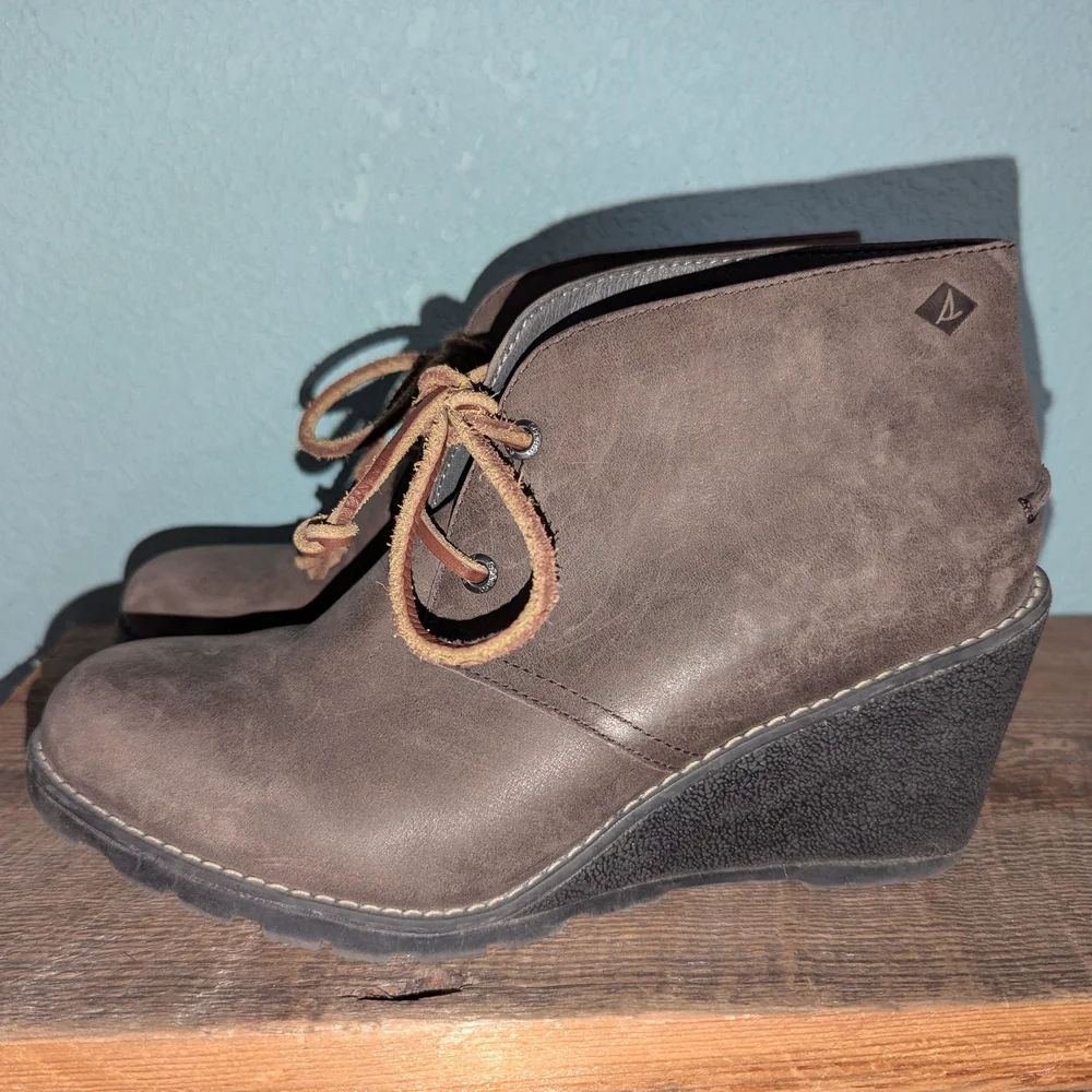Sperry‎ Dark Brown Leather Wedge Booties